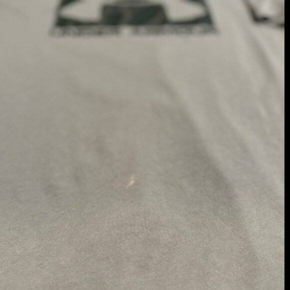 Under Armour HeatGear Athletic T-shirt Gray (Medium) - Picture 5 of 5
